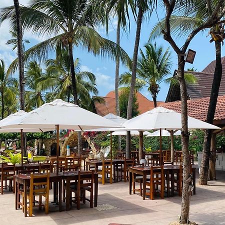 Palumboreef Beach Resort Uroa Extérieur photo