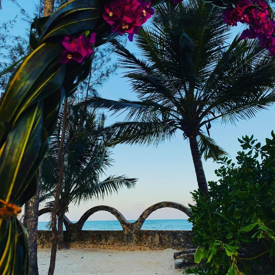 Palumboreef Beach Resort Uroa Extérieur photo