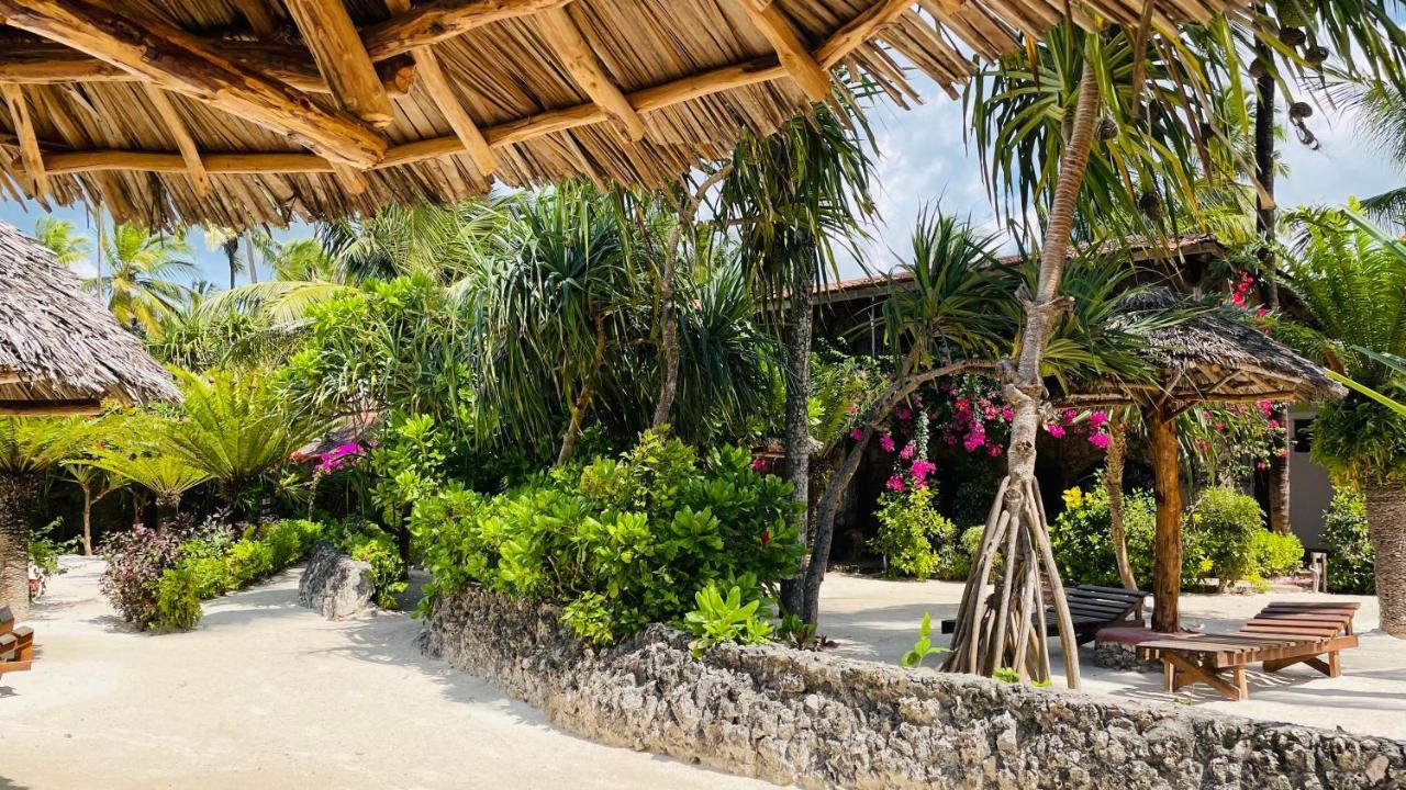 Palumboreef Beach Resort Uroa Extérieur photo