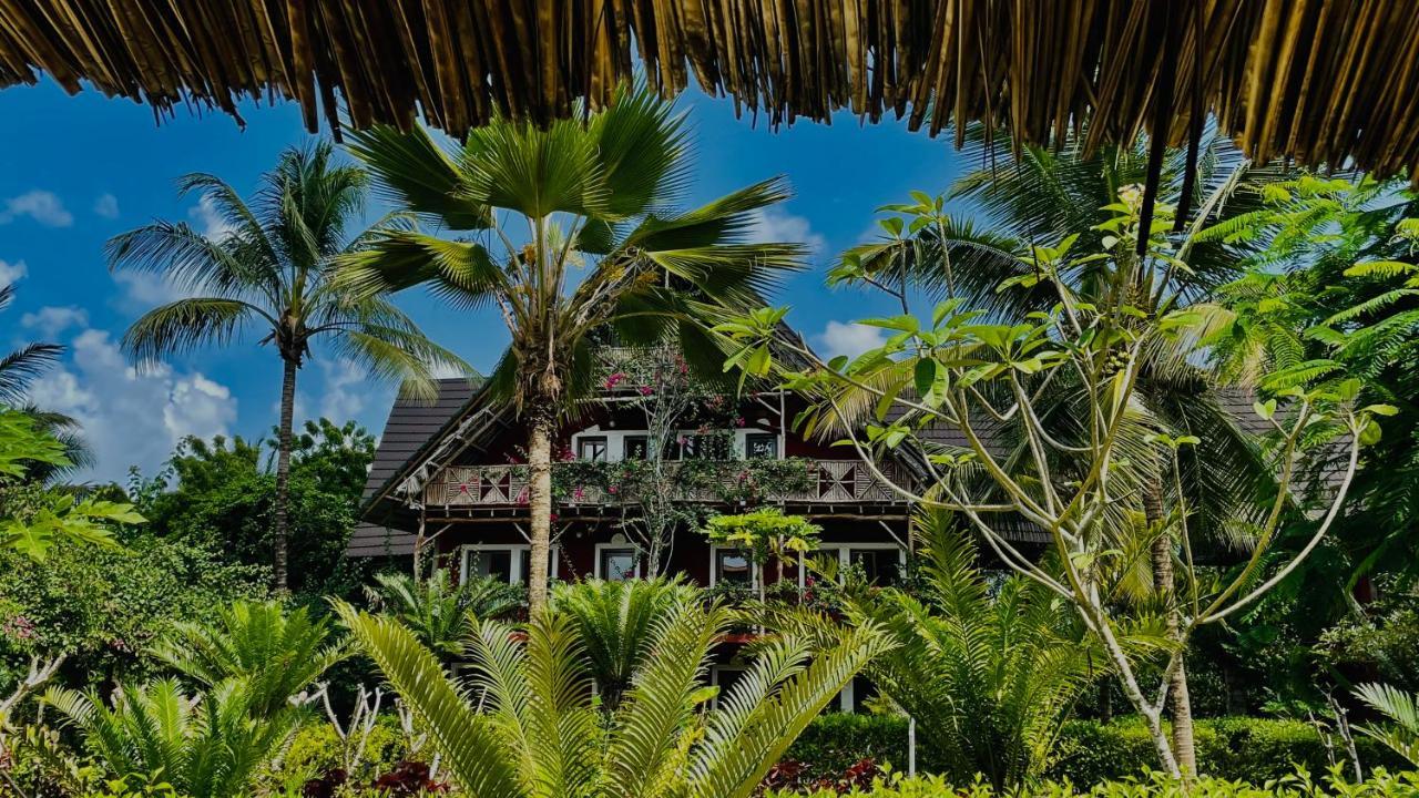 Palumboreef Beach Resort Uroa Extérieur photo
